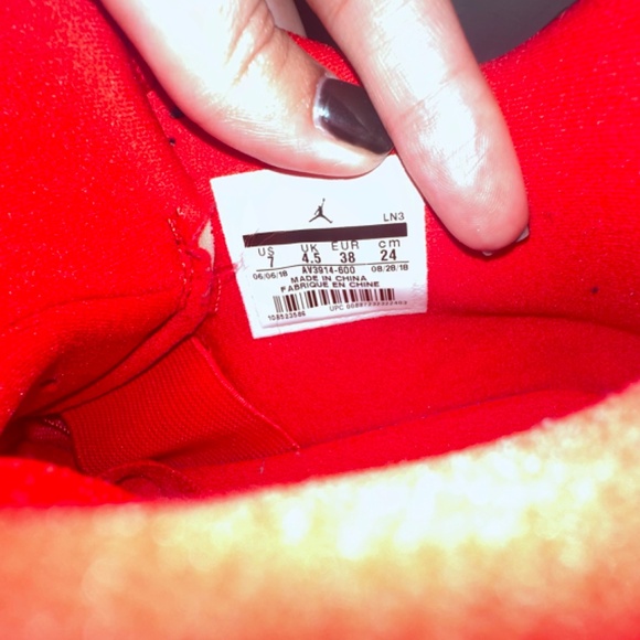 Air Jordan 4 Retro NRG 'Singles Day'. - Picture 8 of 8